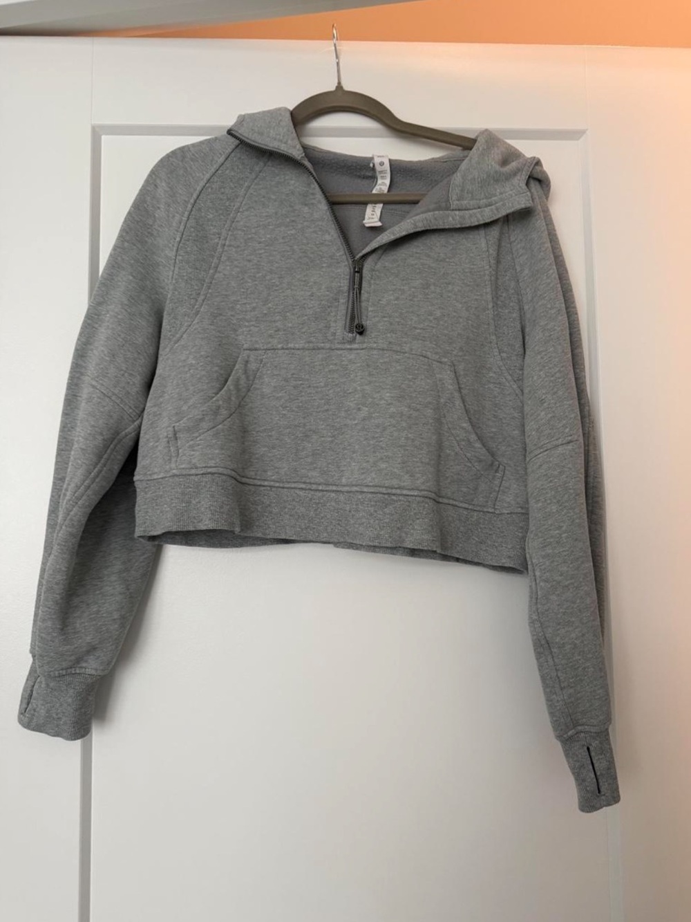 lululemon athletica gray cropped scuba - XS/S